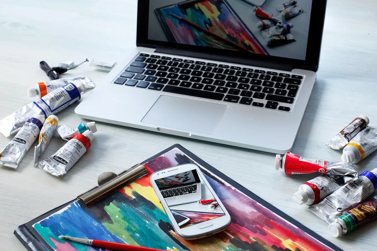 How To Give Creative Feedback That Actually Improves The Work